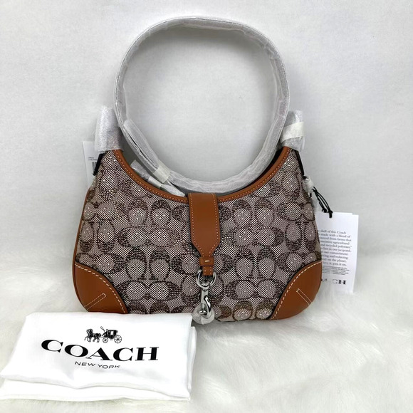 Coach Hamptons Hobo Bag In Crystal Signature Jacquard CW654 NWT - Picture 1 of 10